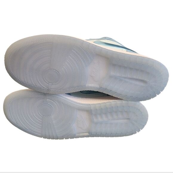 Special Edition Kids Air Jordan 1 Low SE Aquarius Blue (GS) - Size 4.5 Y - Picture 8 of 9